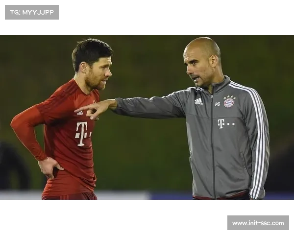 阿隆索赛后与瓜迪奥拉握手：眼神交流意味深长